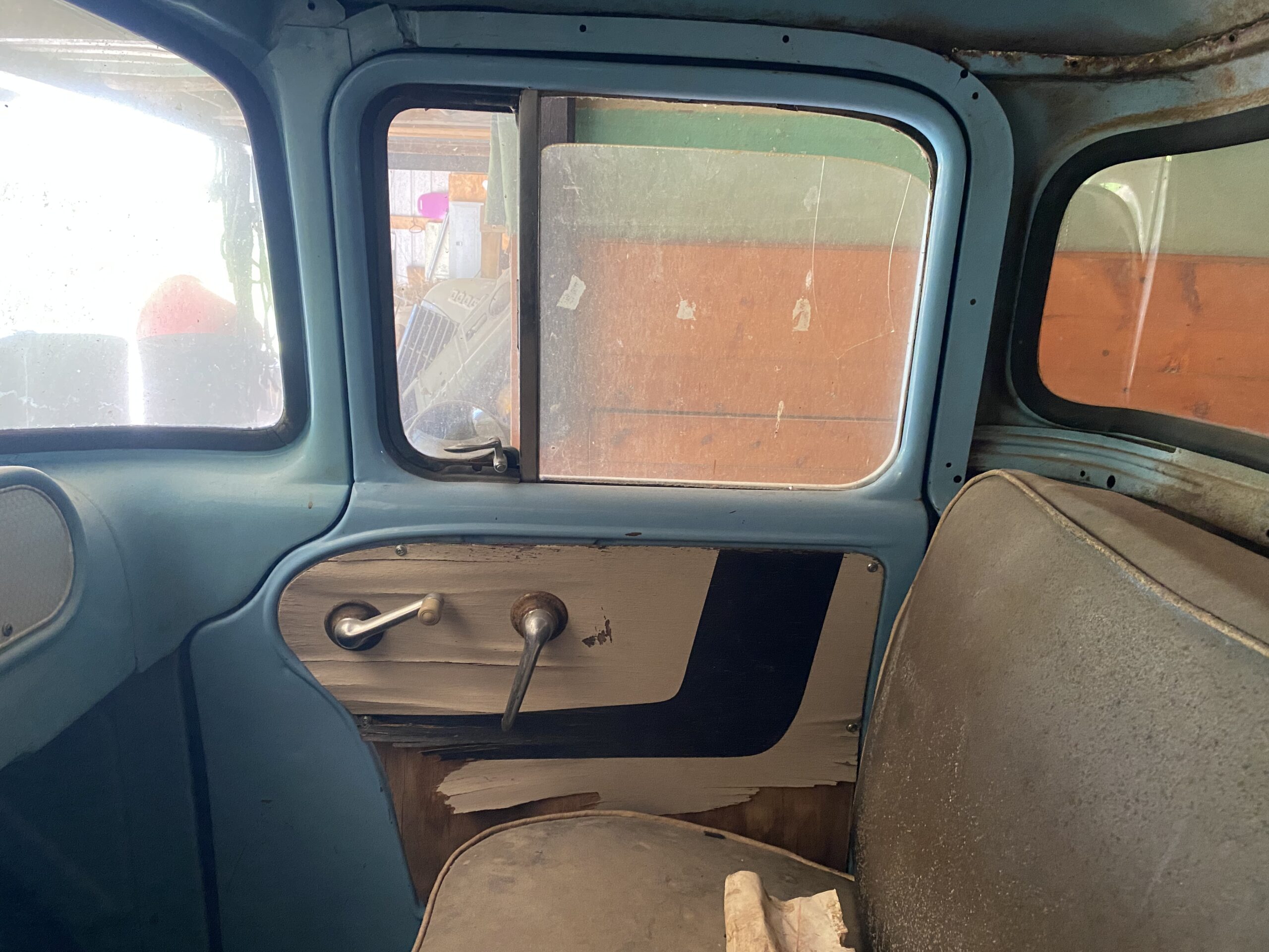 
								1958 Dodge Power Wagon W100 full									