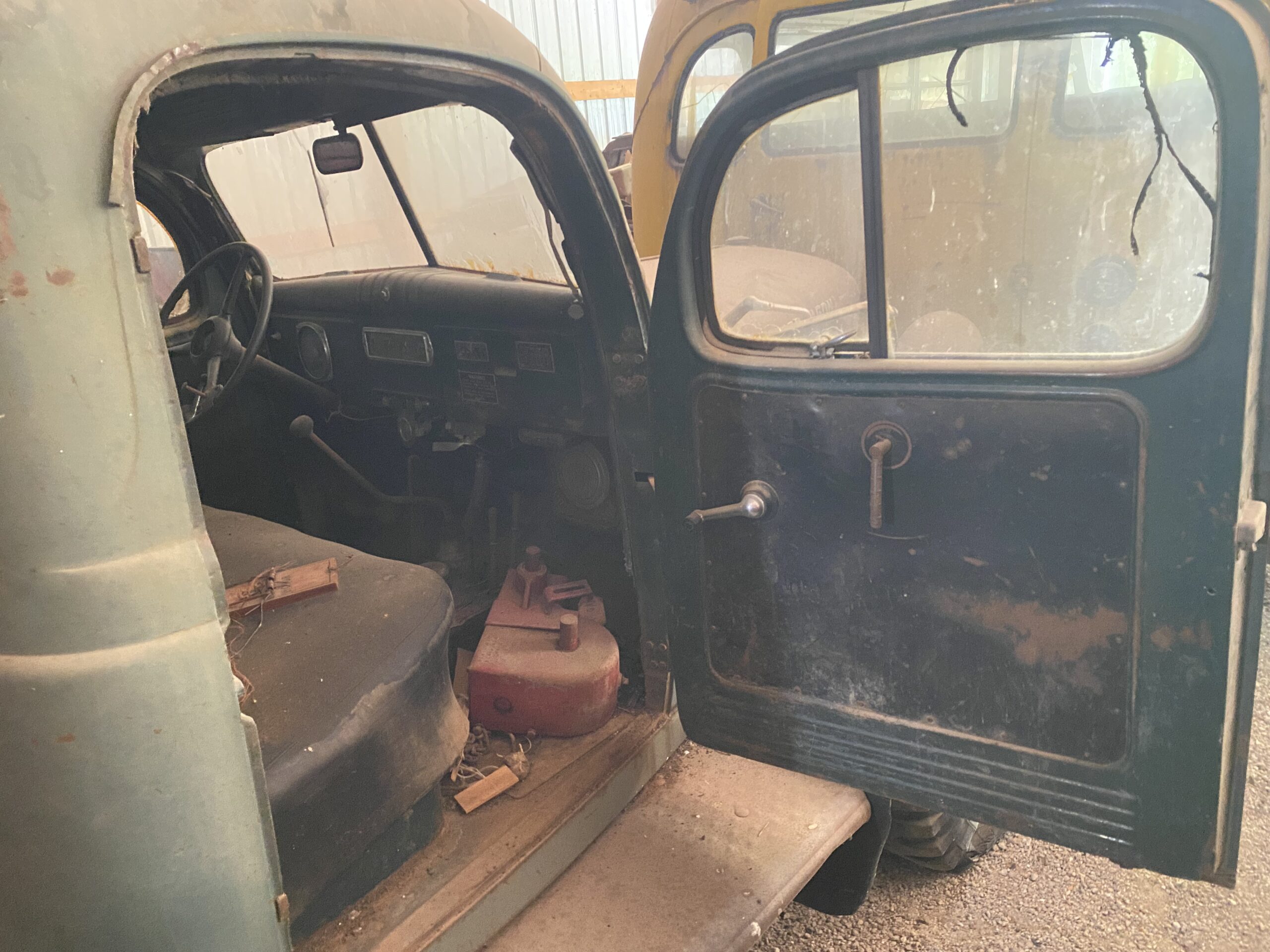 
								1954 Dodge Power Wagon full									