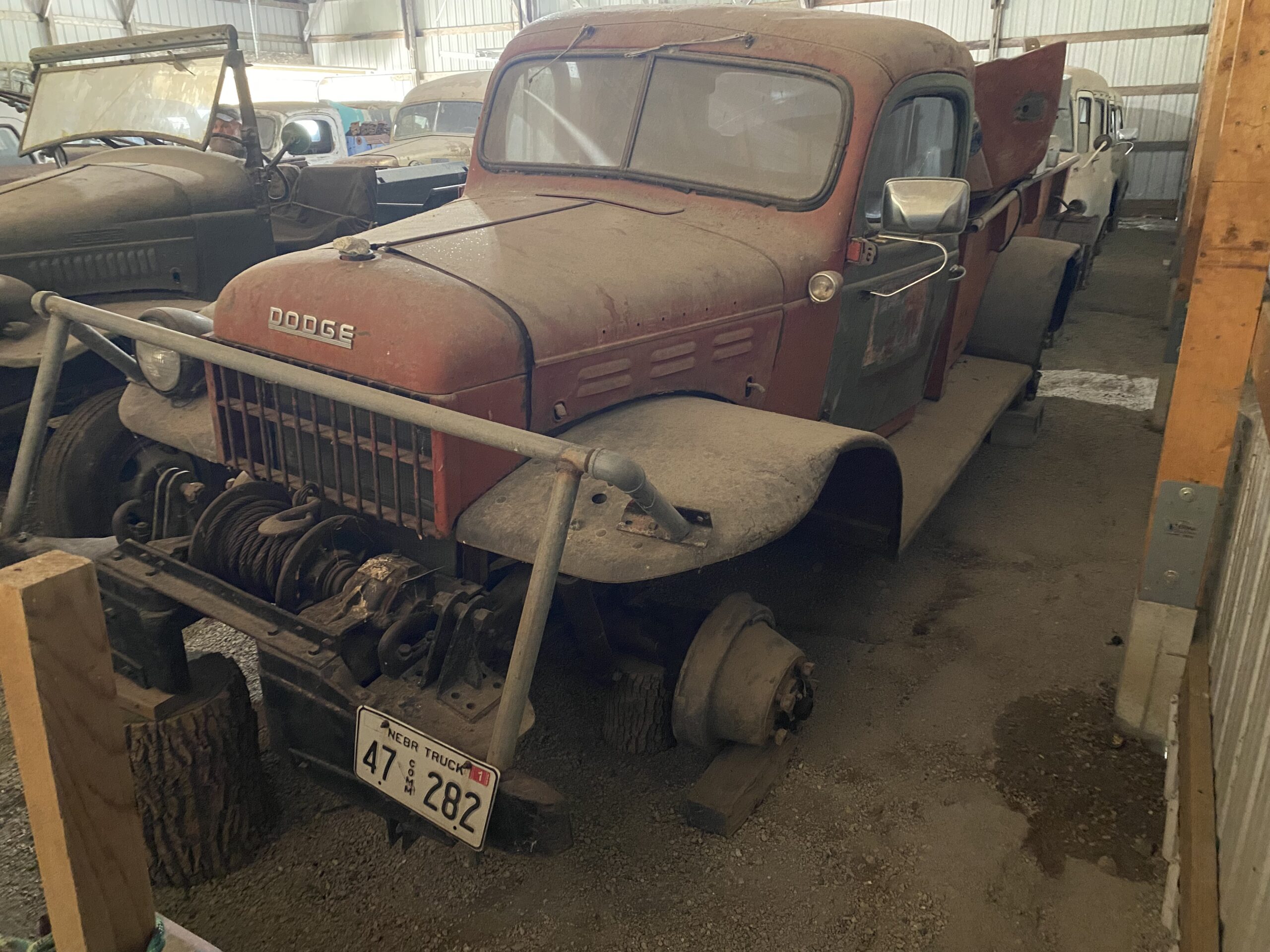 
								1948 Dodge Power Wagon full									