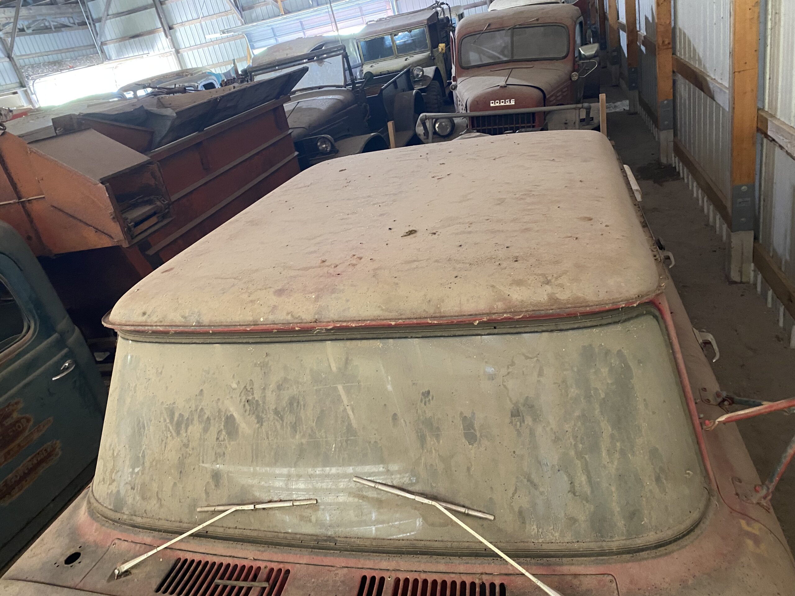 
								Dodge D200 Crew Cab full									