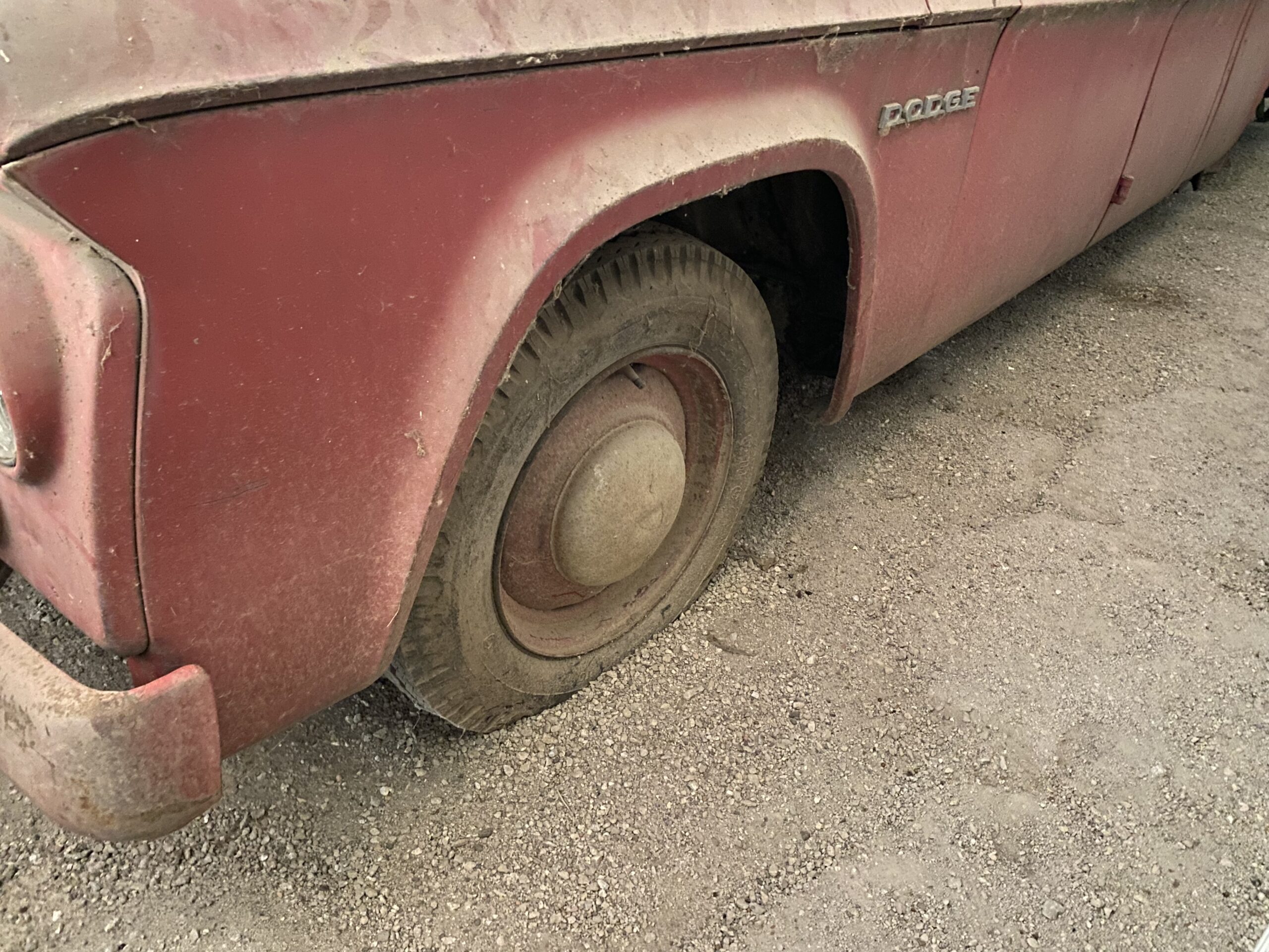
								Dodge D200 Crew Cab full									