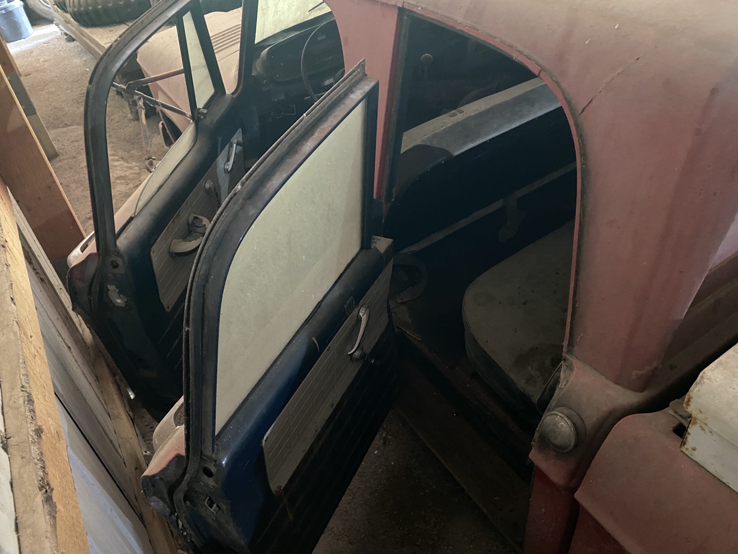 
								Dodge D200 Crew Cab full									