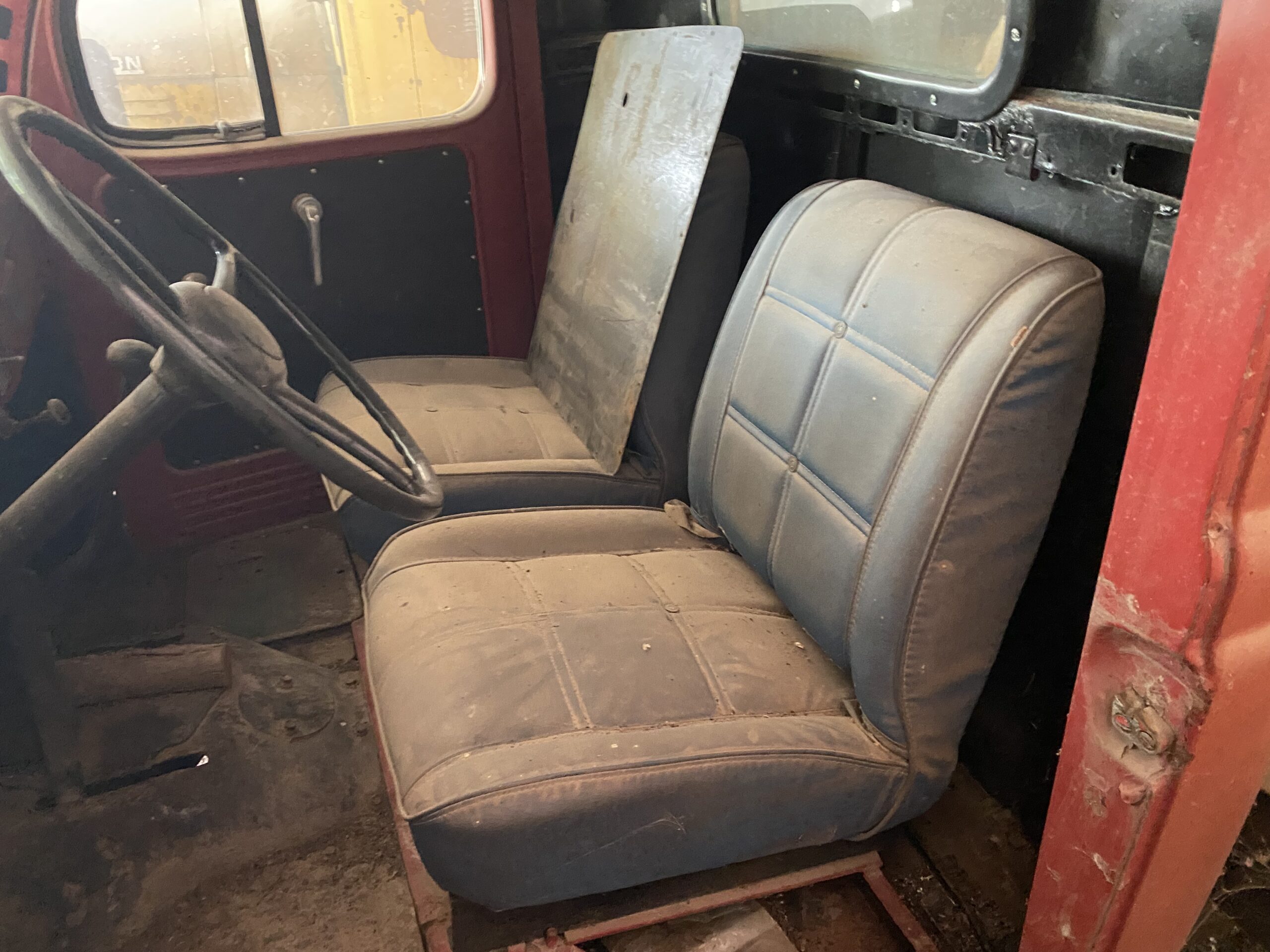 
								1947 Dodge Power Wagon Flatbed full									
