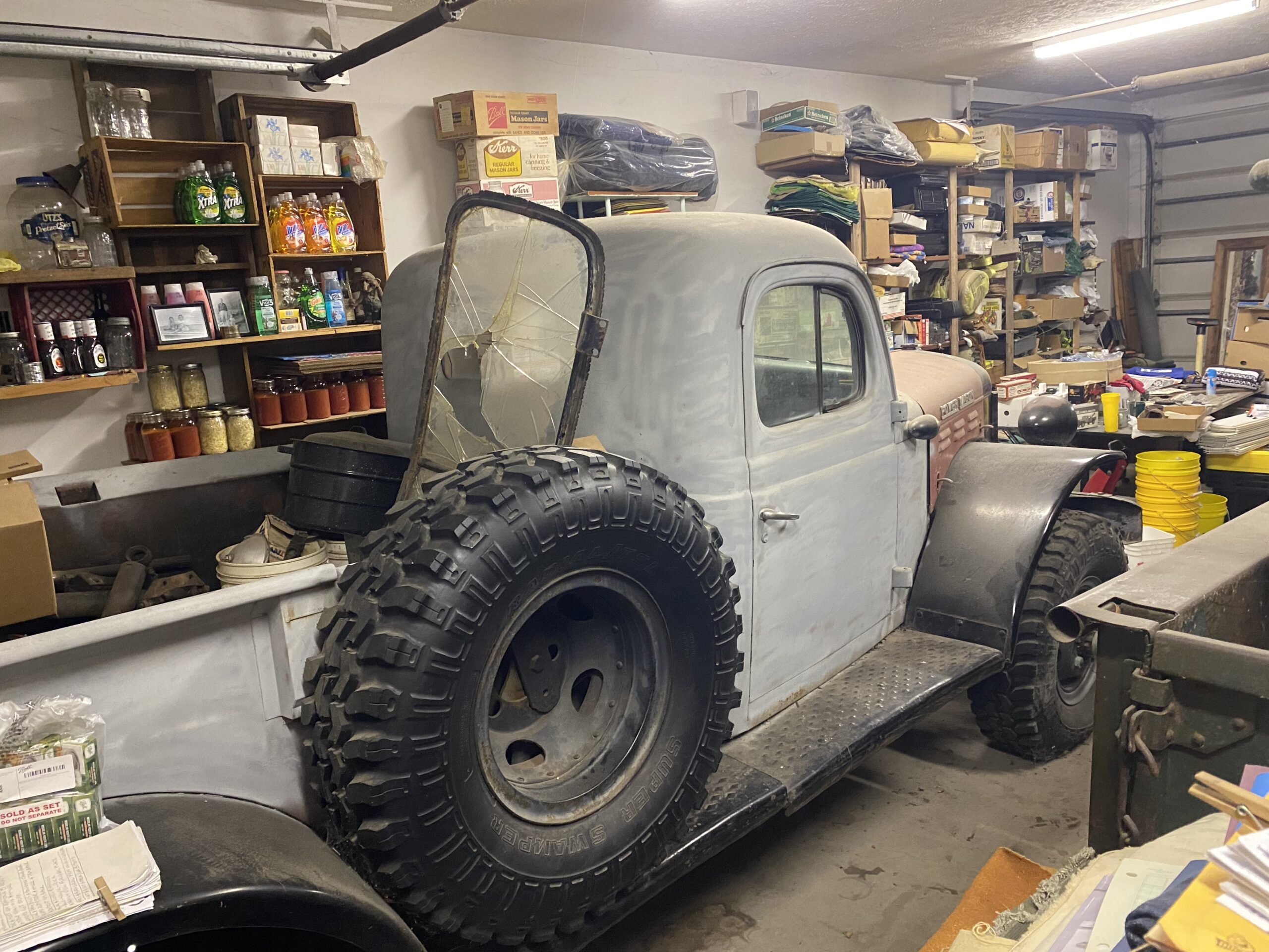 
								1947 Dodge Power Wagon full									