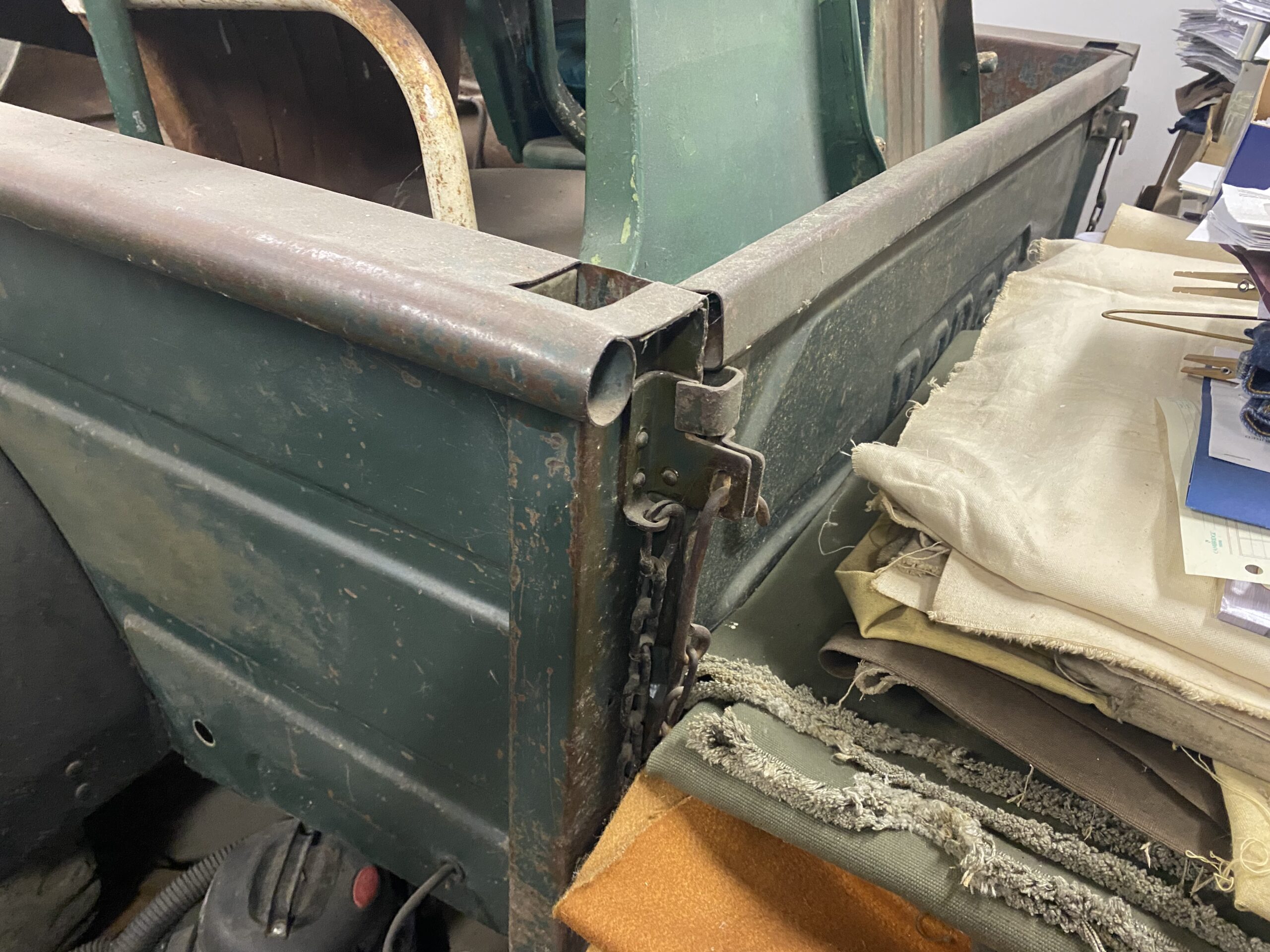 
								1960 Dodge Power Wagon full									