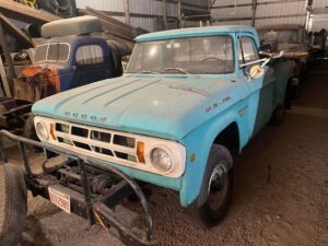 1968 Dodge Power Wagon W200