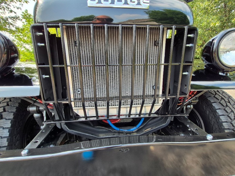 
								1952 Dodge Power Wagon full									