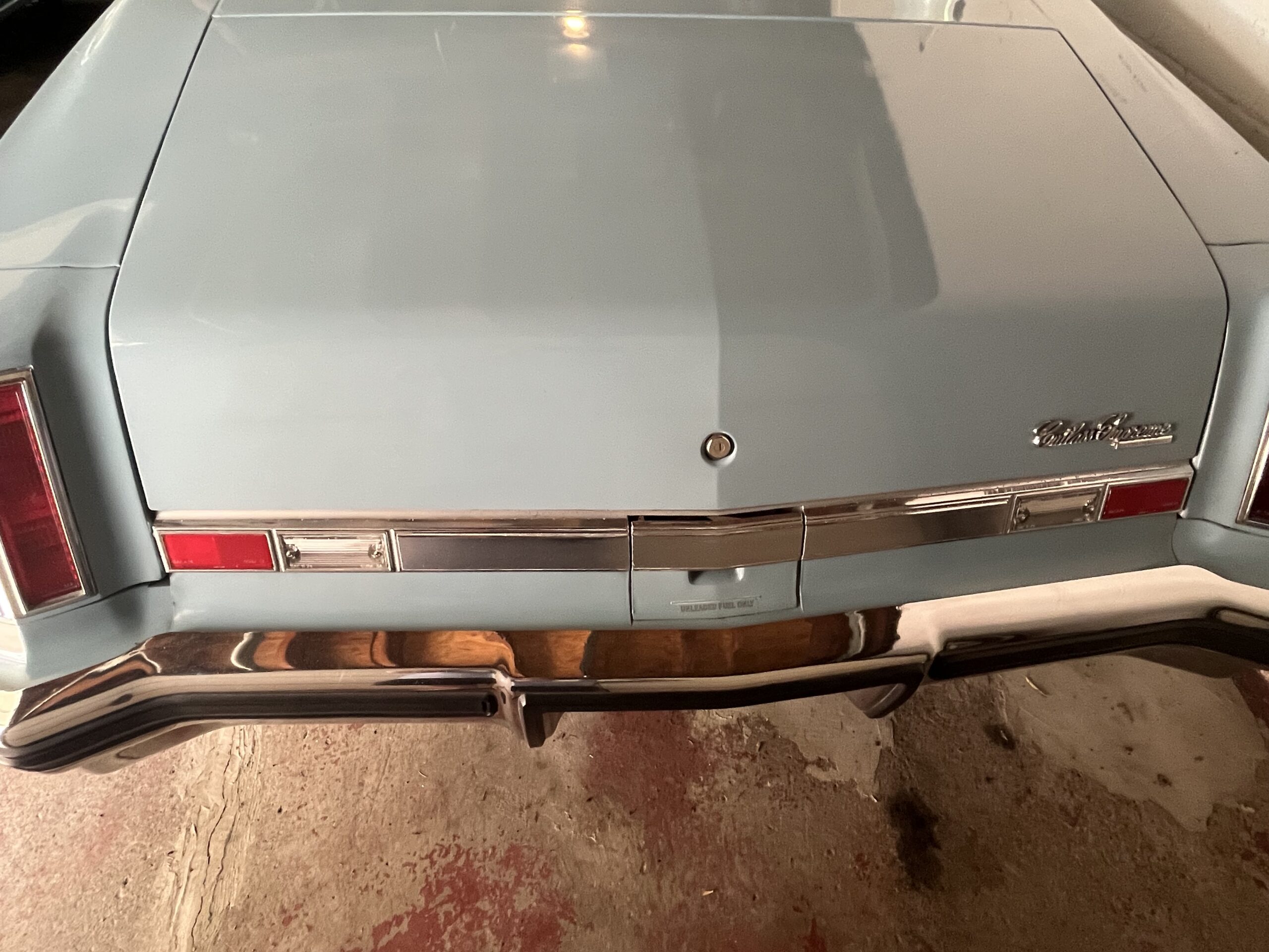 
								1975 Cutlass Supreme full									