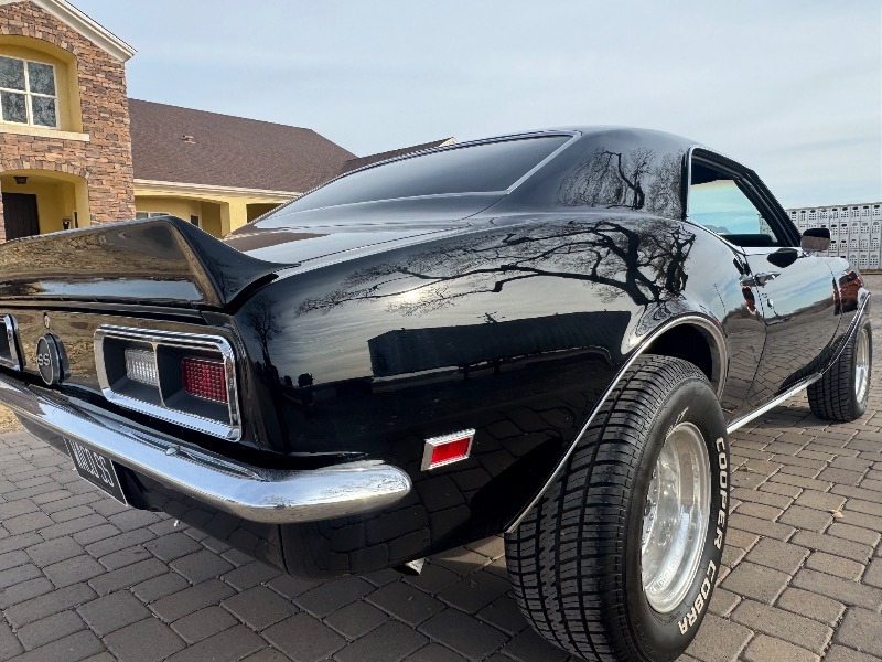 
								David Koresh 1968 Chevrolet Camaro full									