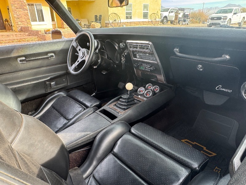 
								David Koresh 1968 Chevrolet Camaro full									