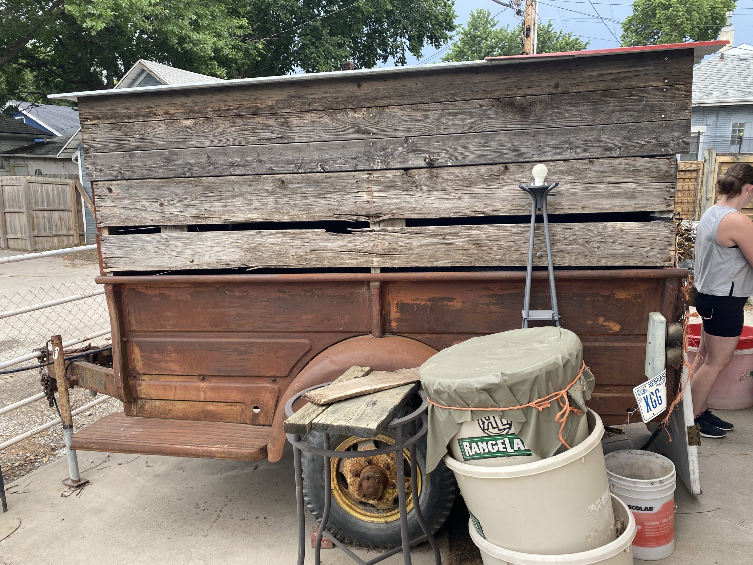 
								1952 Dodge Power Wagon 9′ Trailer full									