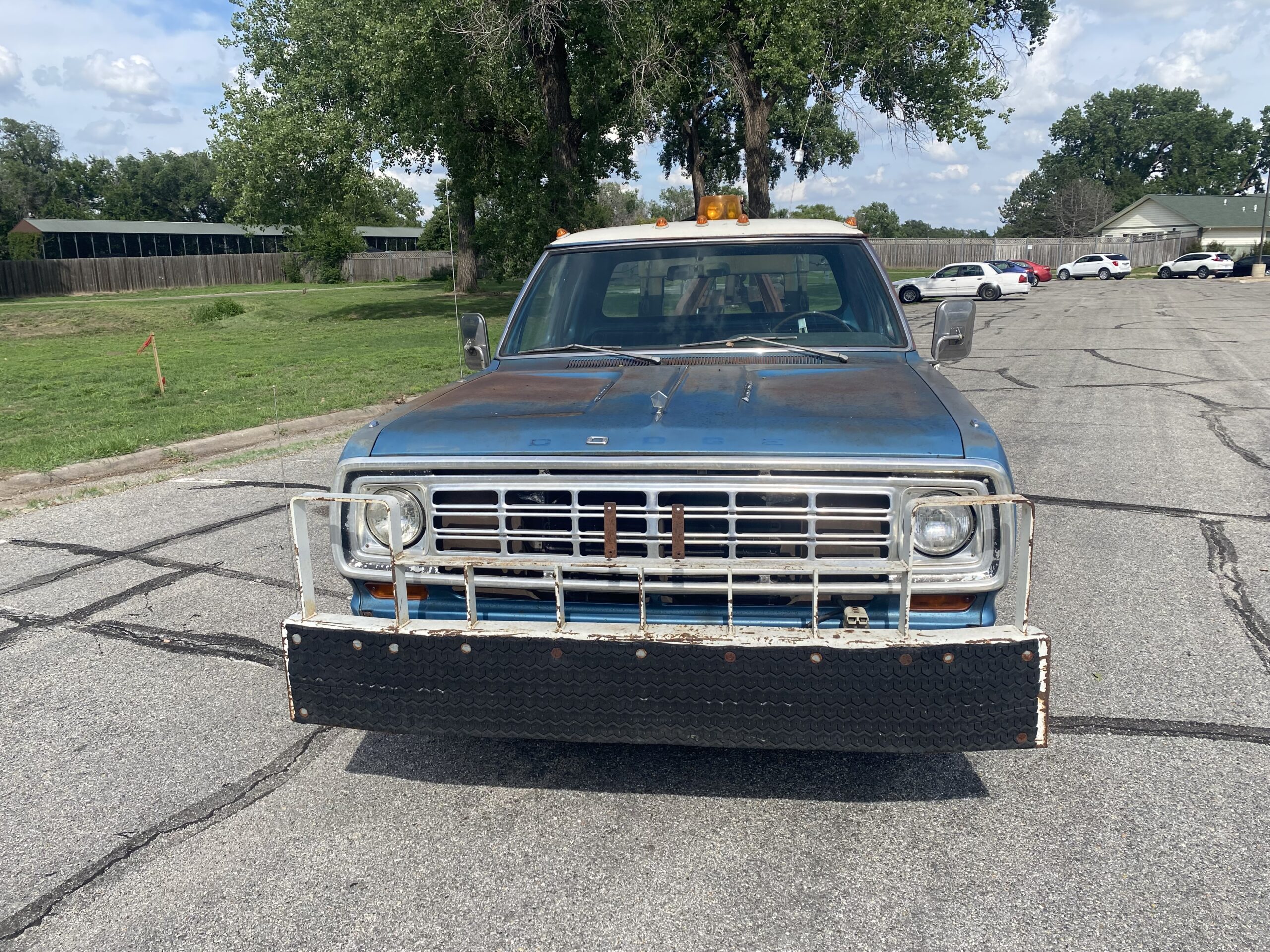 
								1974 Dodge D300 Tow Truck full									