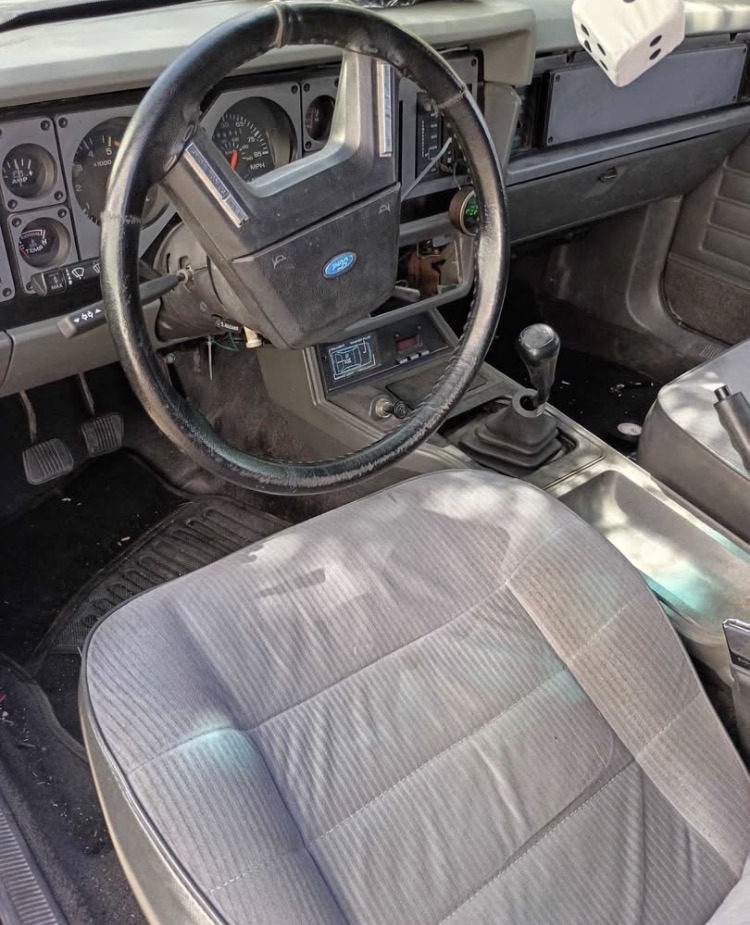 
								1984 Ford Mustang LX 5.0 full									